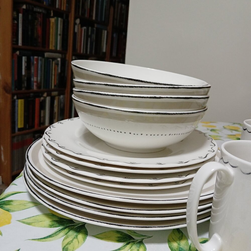 Kate Spade NY Lenox Union Square Taupe 4 4-piece Dinnerware Settings